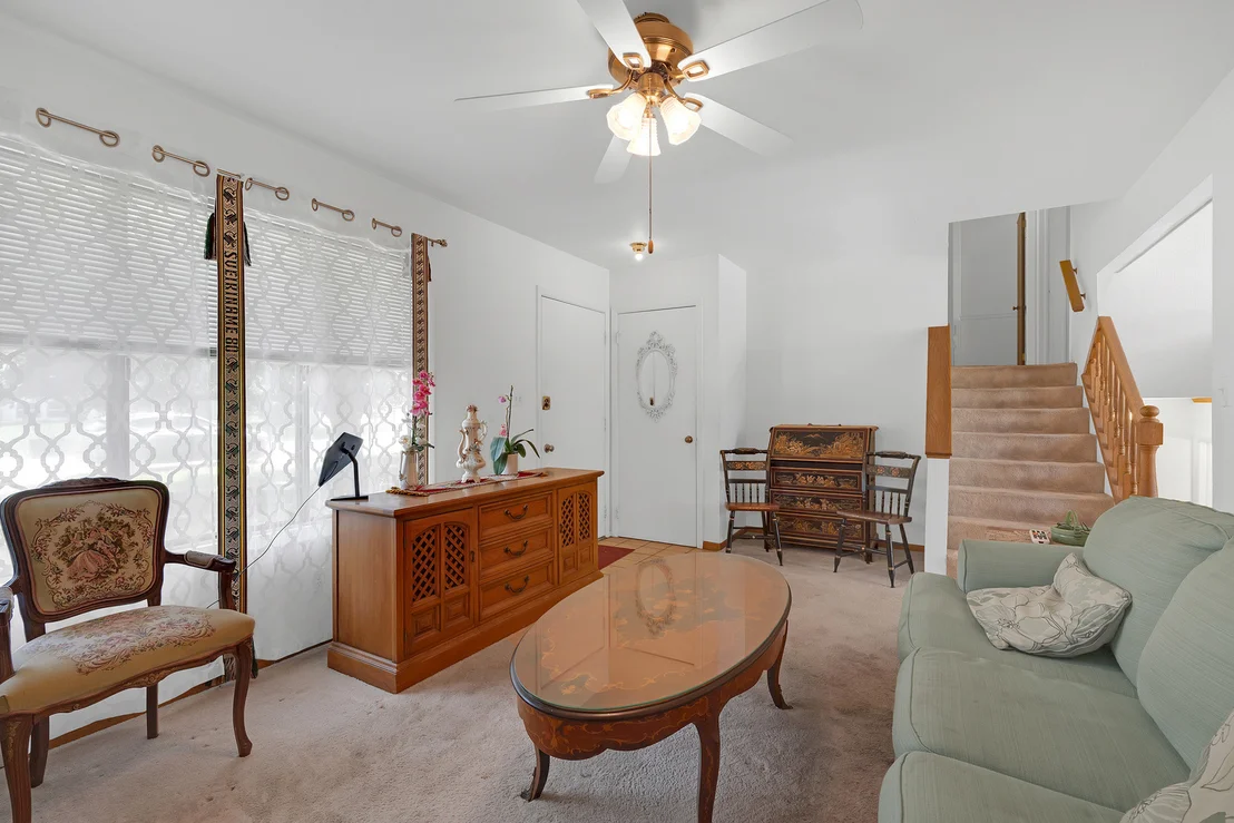 Photo of 2504 W Fairview Lane