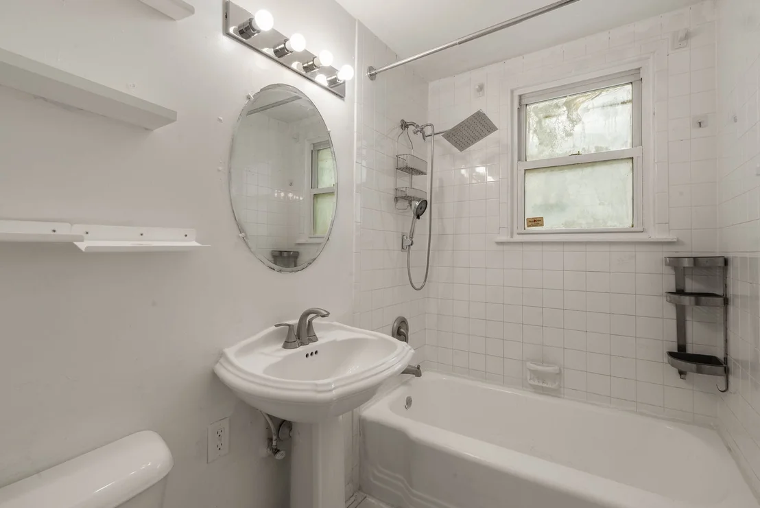 Photo of 939 N Sleight Street