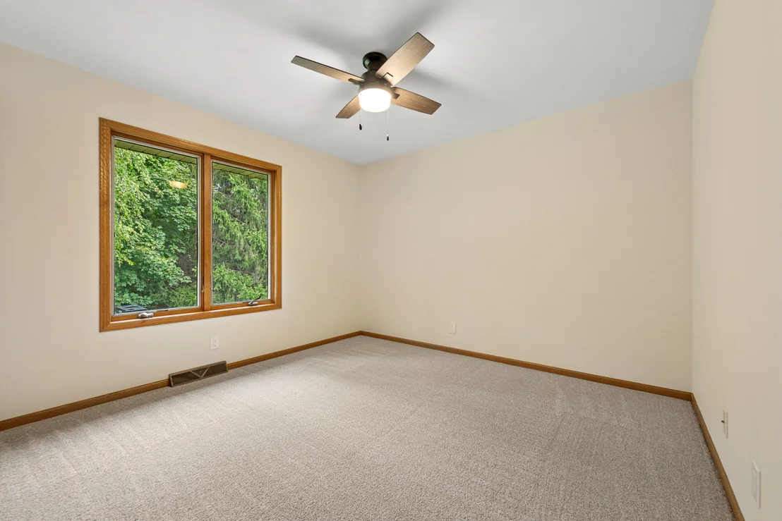 Photo of 548 Winter Drive