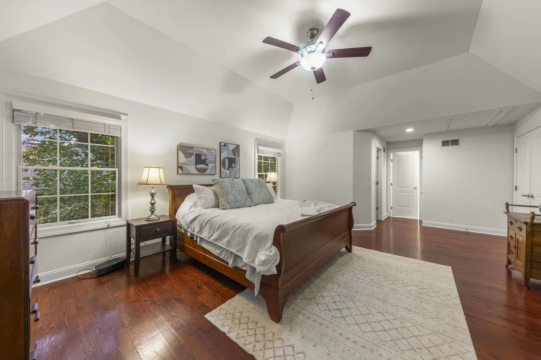Photo of 133 N Clinton Avenue