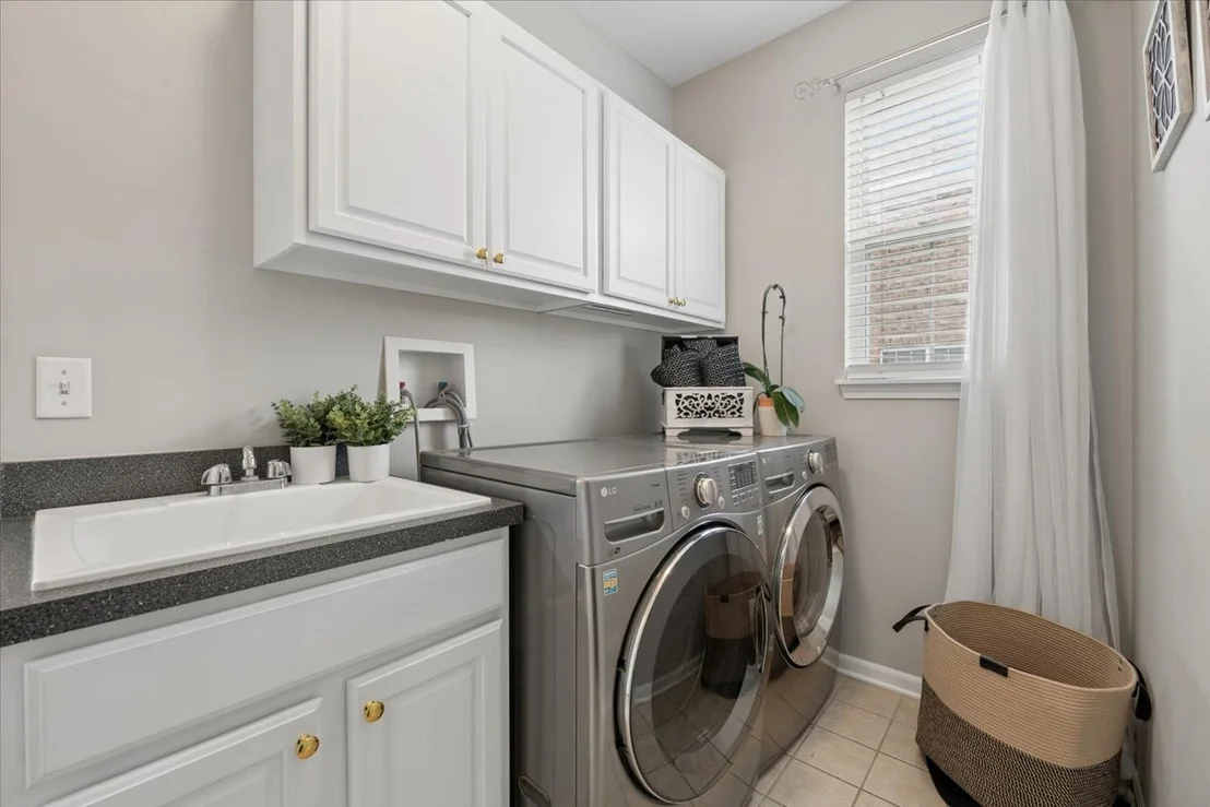 Photo of 5423 SWAN Circle