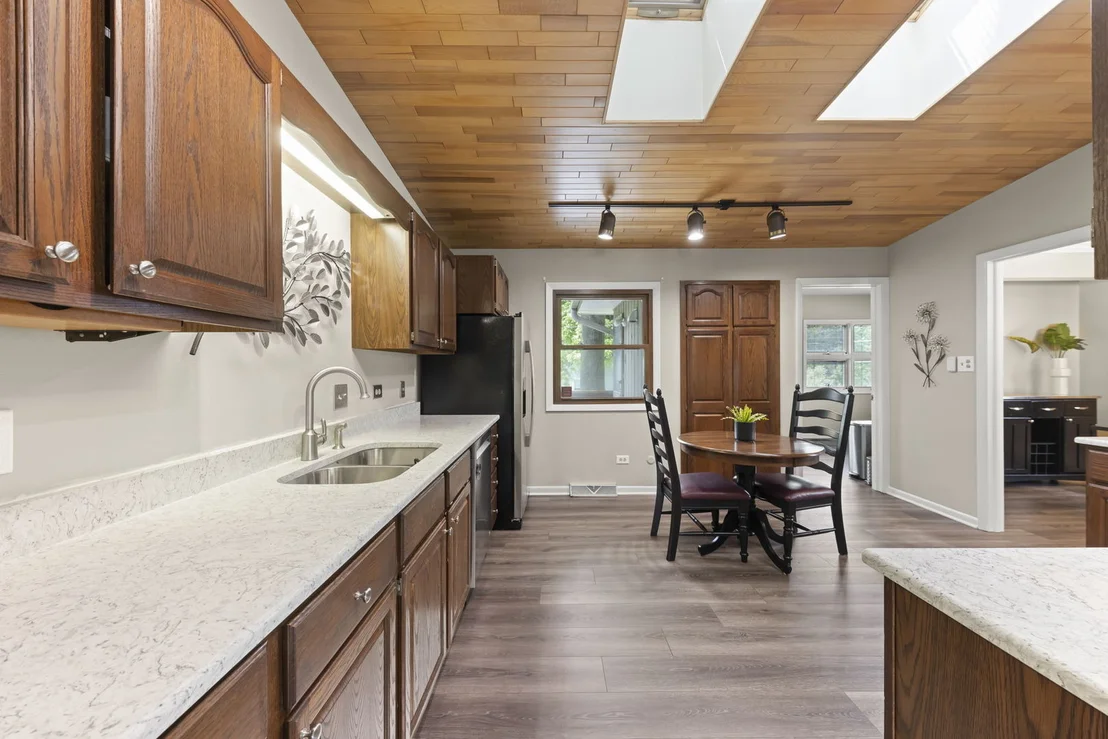 Photo of 403 W Harding Road