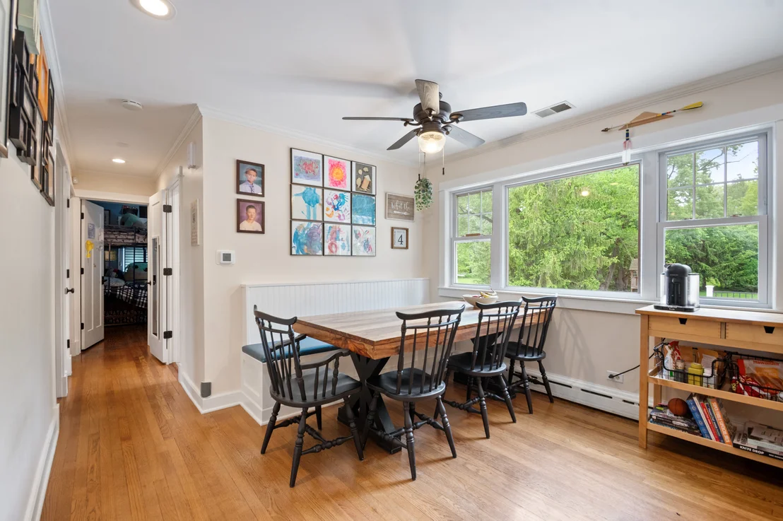 Photo of 17W214 W Hillside Lane