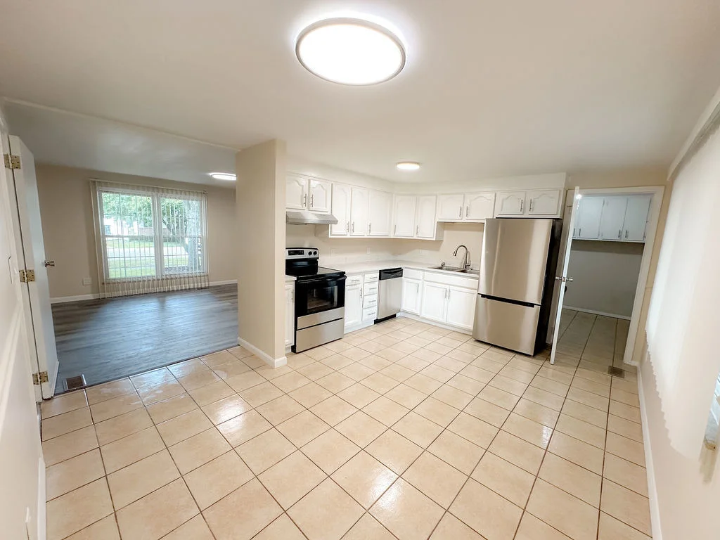 Photo of 810 Fairoaks Drive