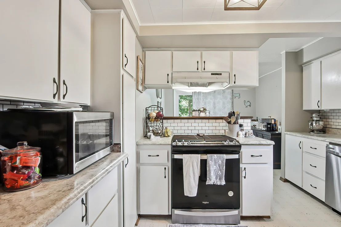 Photo of 33834 Hillcrest Drive