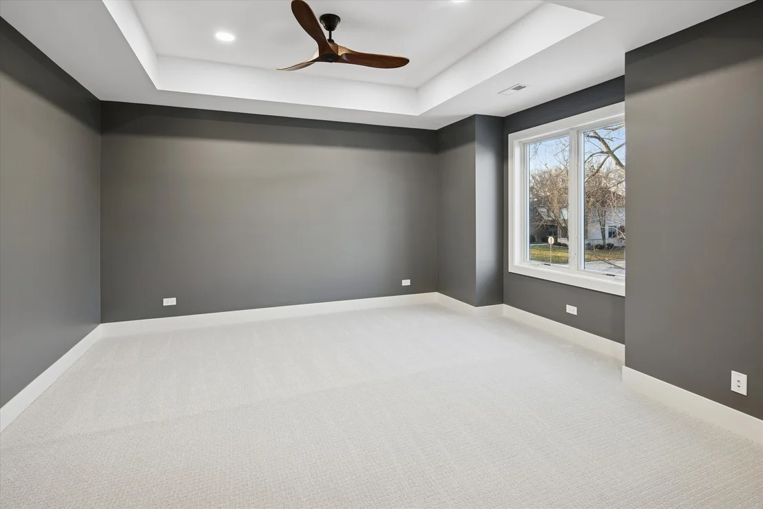 Photo of 498 W 3rd Avenue