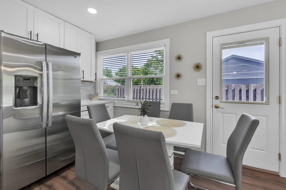 Photo of 3712 Wren Lane