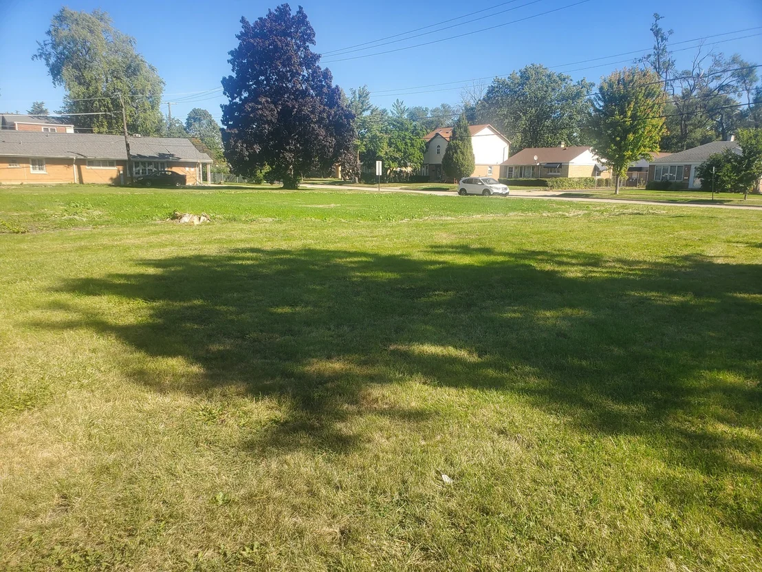 Photo of 2646 Maple Street