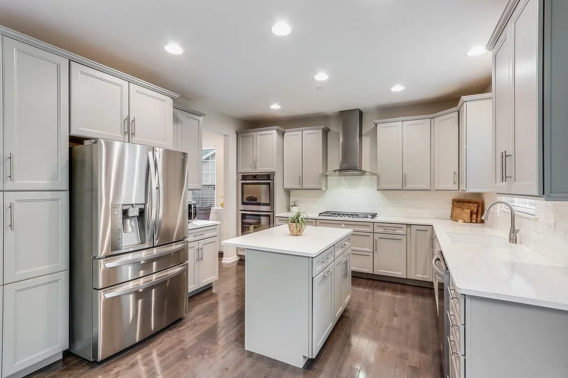 Photo of 1612 Bur Oak Drive