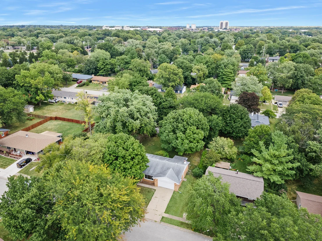 Photo of 210 Arlington Drive