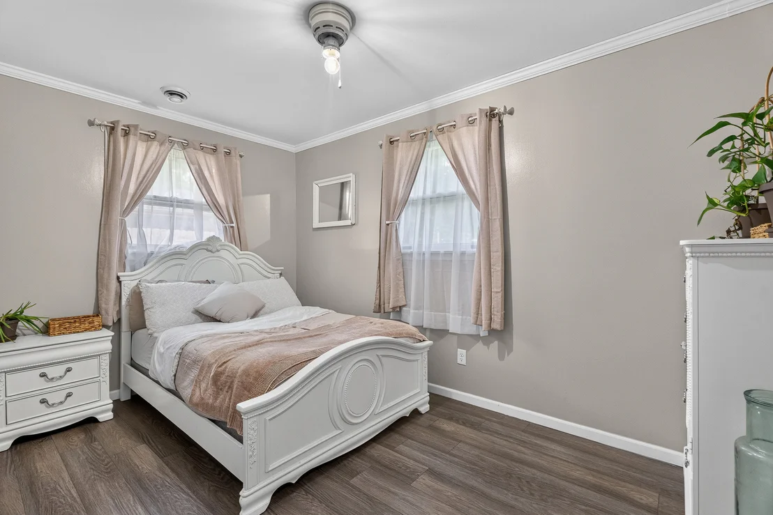 Photo of 9100 KINGS Road