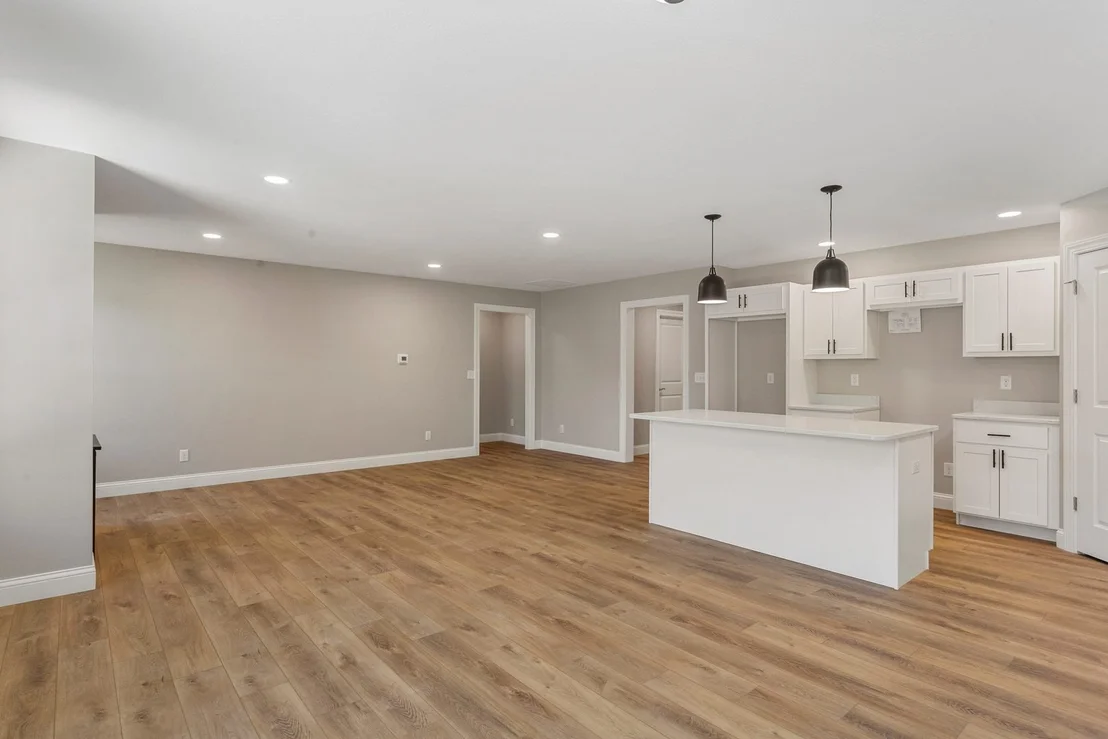 Photo of 202 W Evergreen Drive