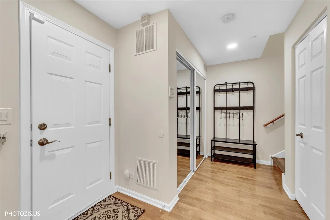 Photo of 462 Prestwick Lane