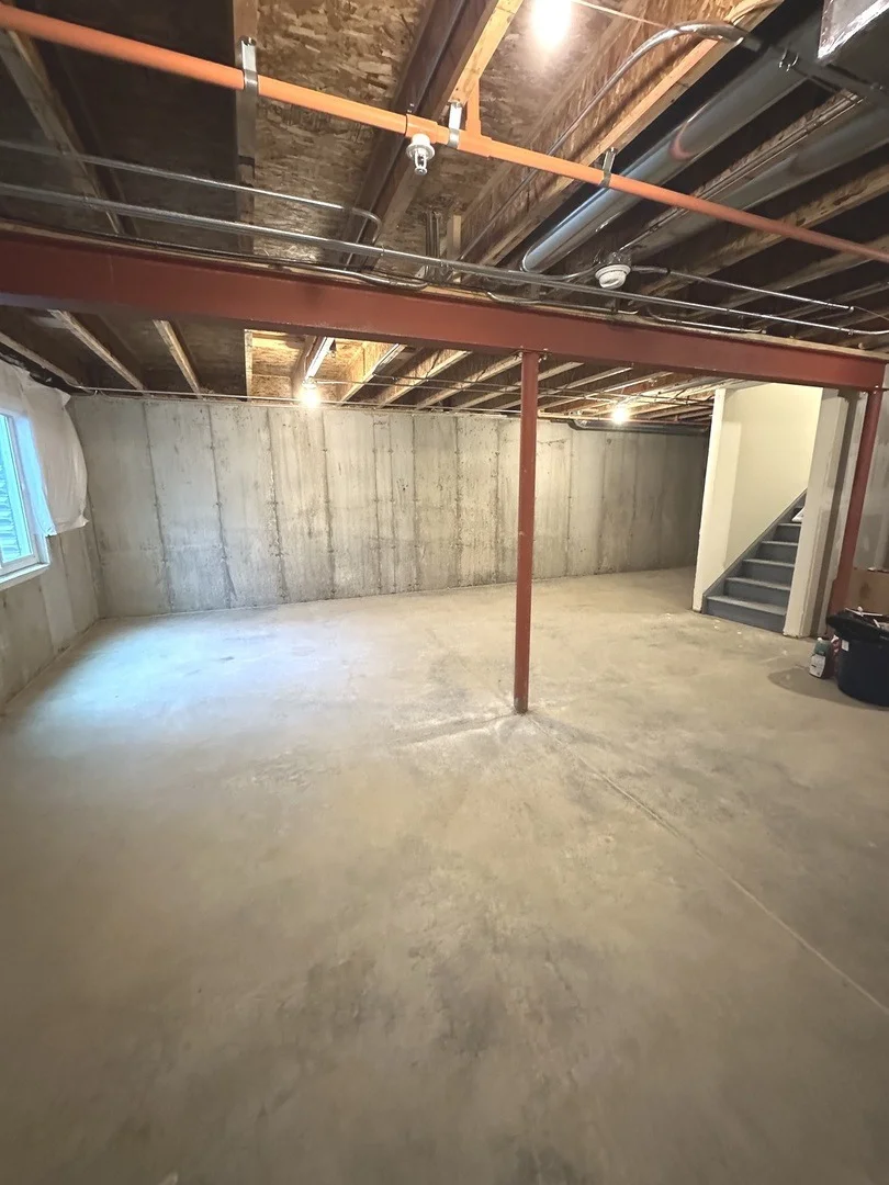 Photo of 5102 Monroe Street
