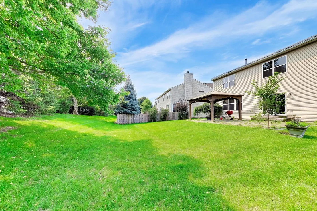 Photo of 276 Claridge Circle