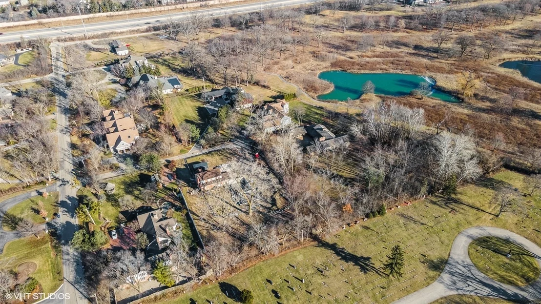Photo of 535 Fairway Lane