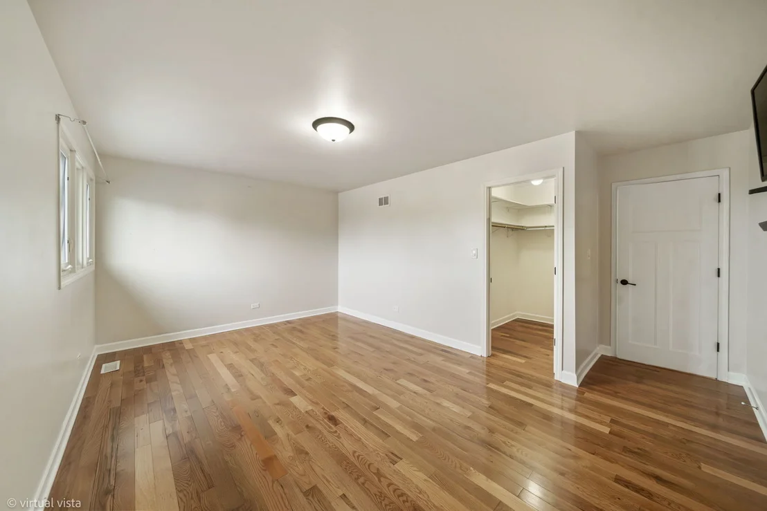 Photo of 18800 Dickens Drive