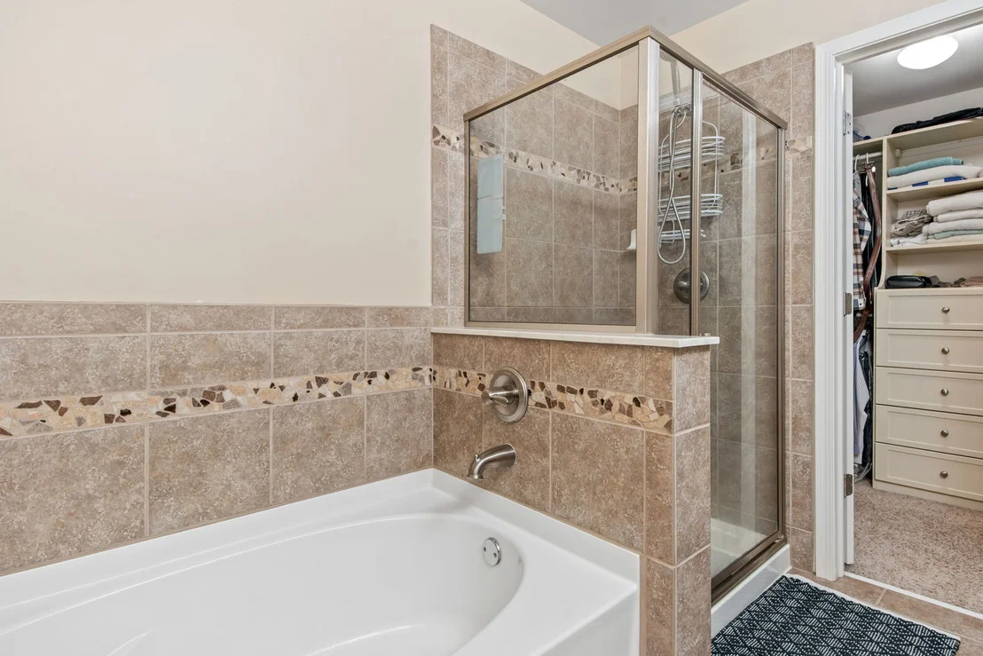 Photo of 1282 Newport Circle
