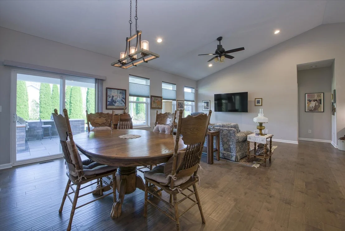 Photo of 1014 Persimmon Drive