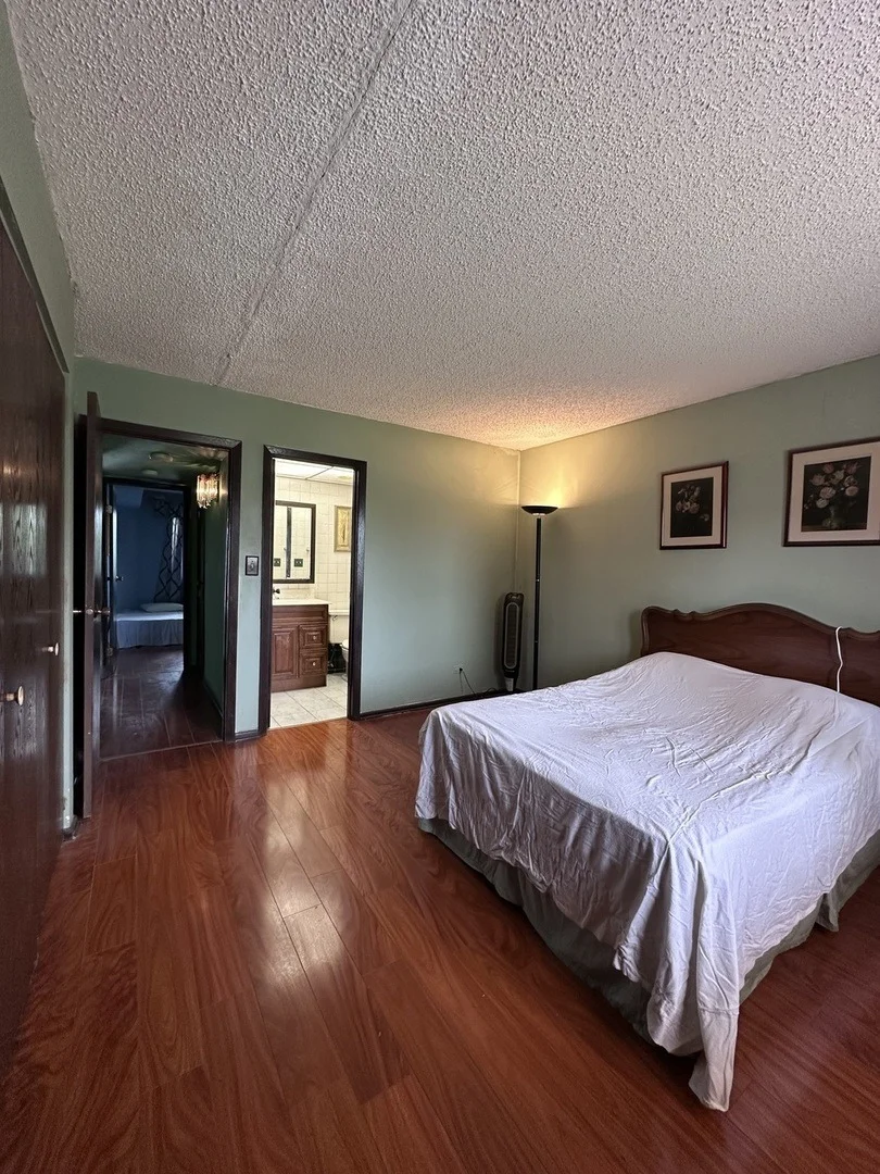 Photo of Unit 3 at 5408 Chateau Drive