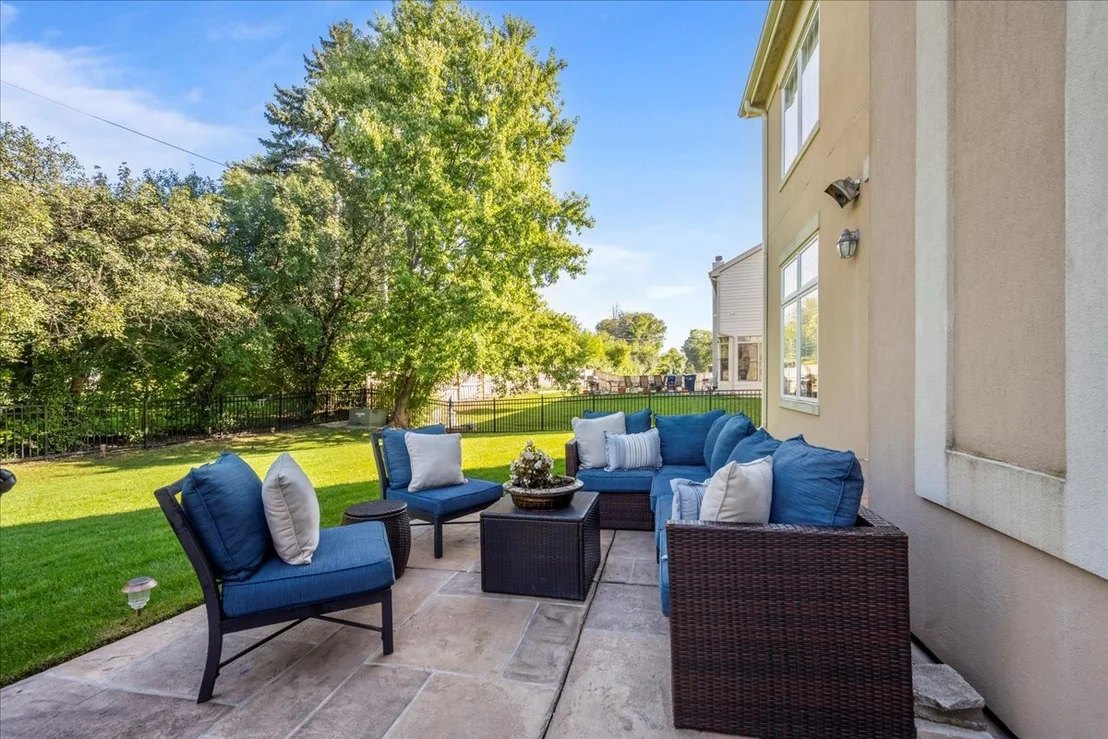 Photo of 3328 Highland Road