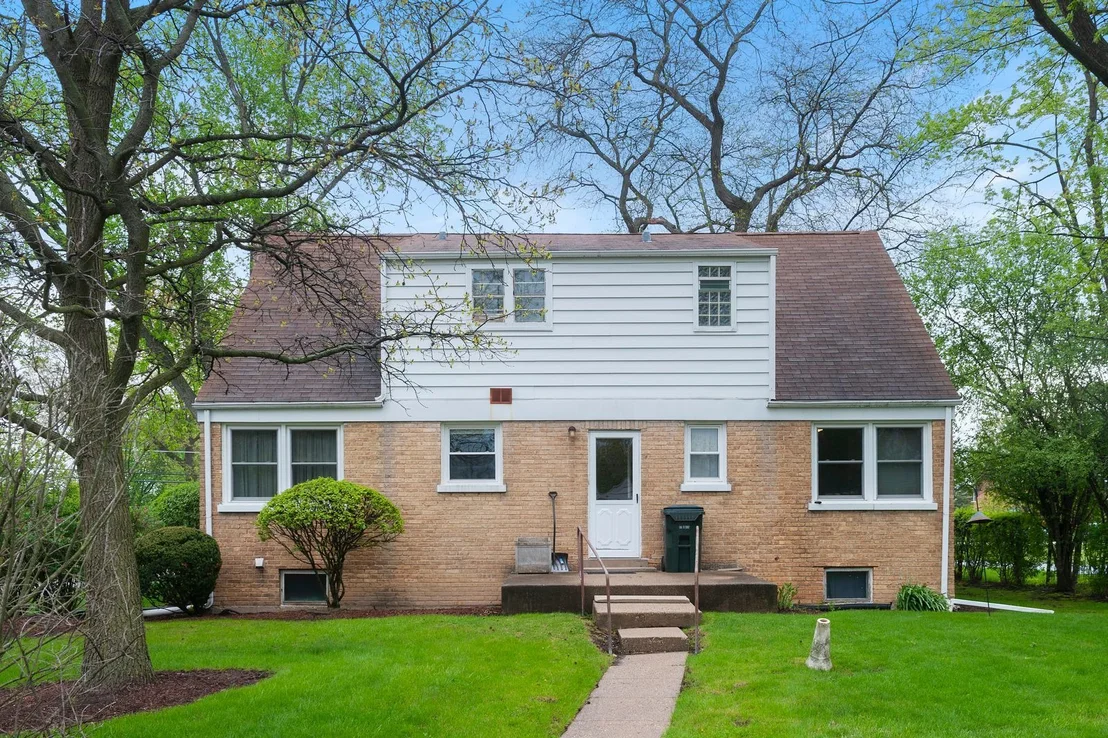 Photo of 1450 Sanders Road