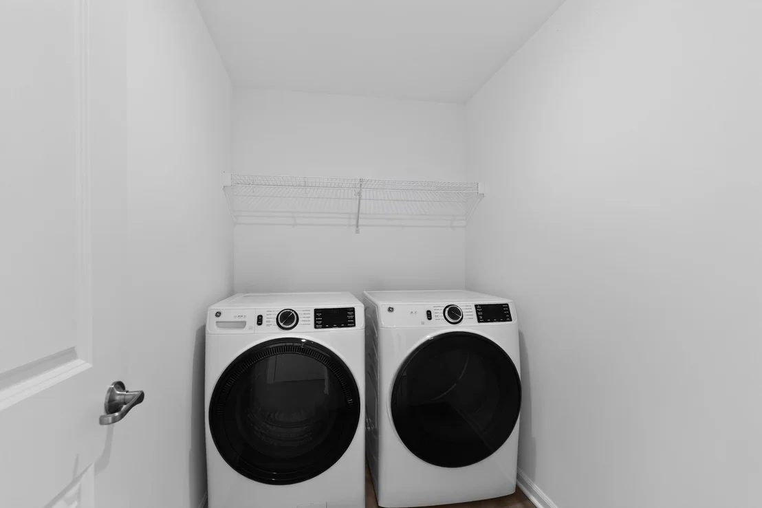 Photo of 442 Red Oak Circle