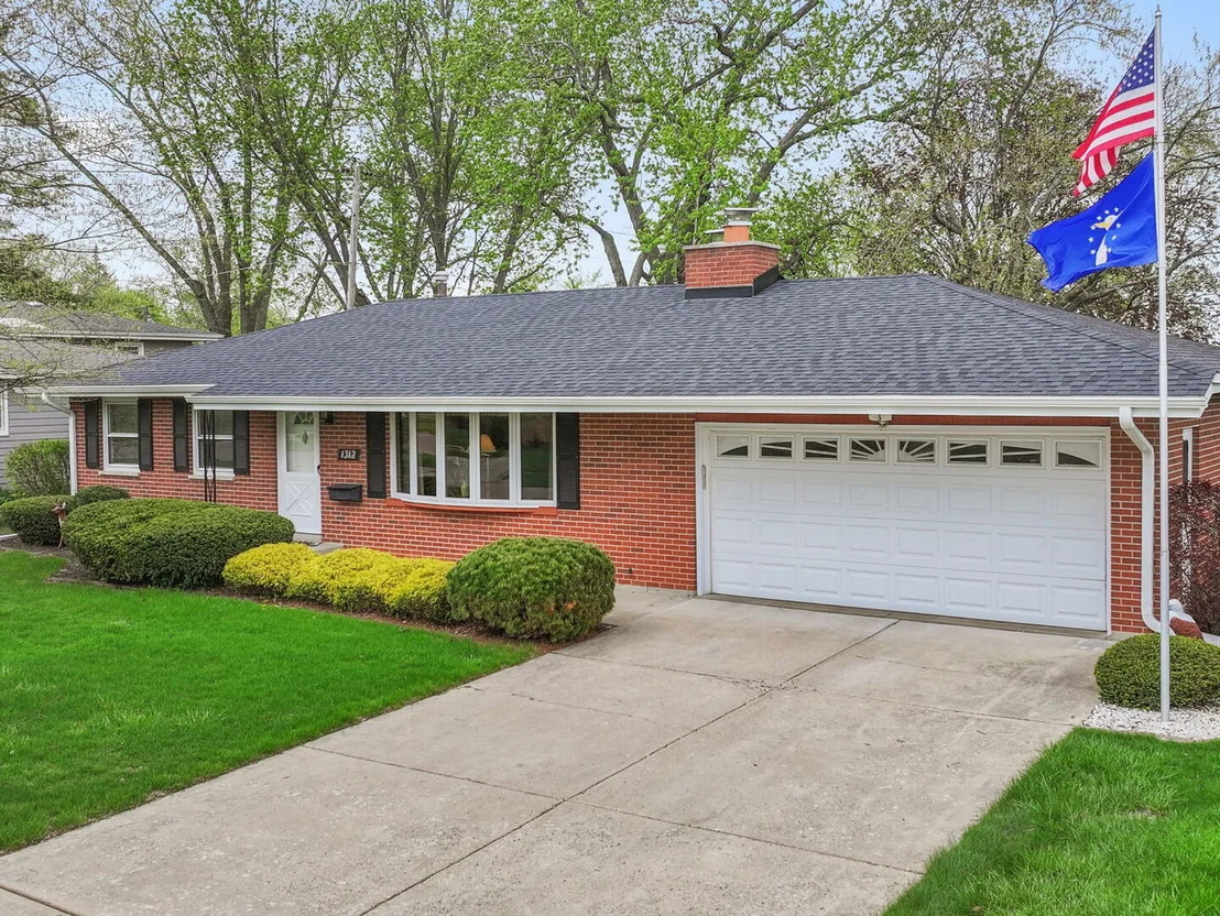 Photo of 1312 Royal Drive
