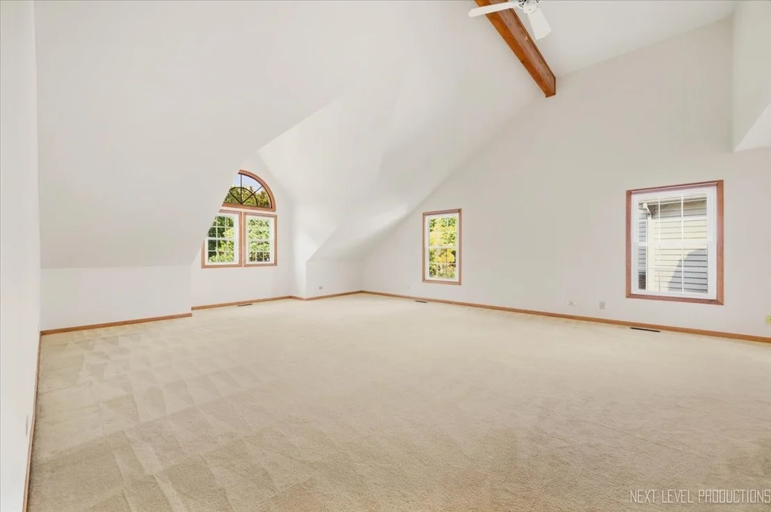 Photo of 1002 Thoroughbred Circle