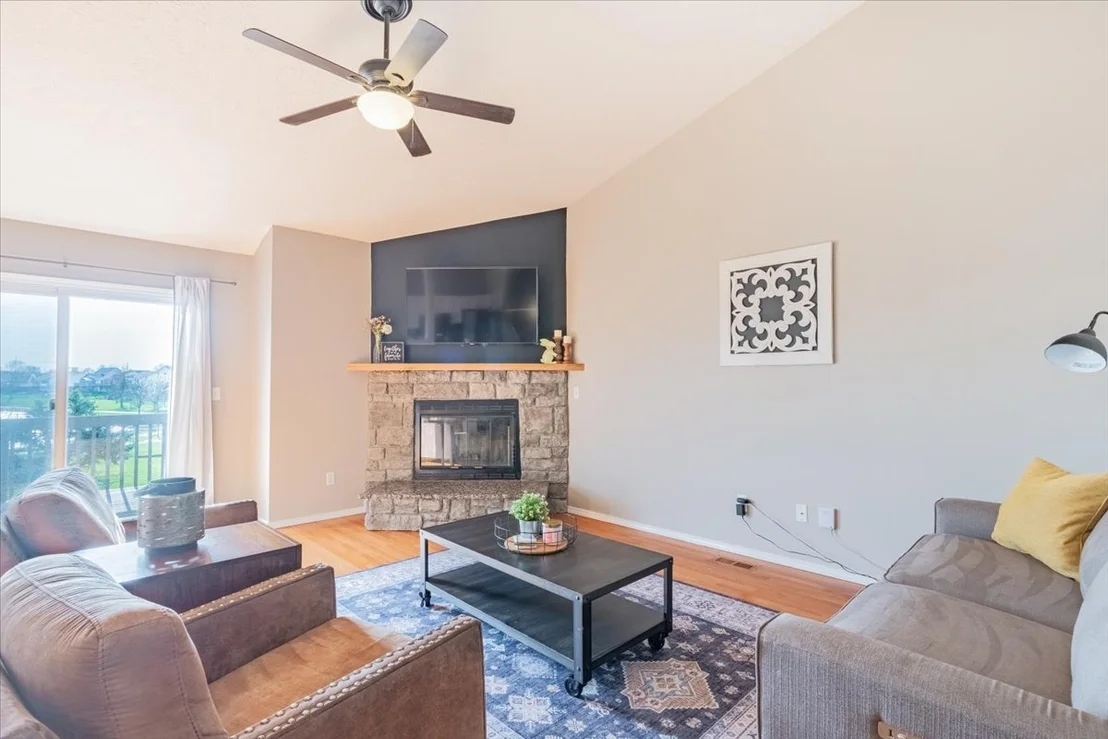 Photo of 32 Parkshores Drive