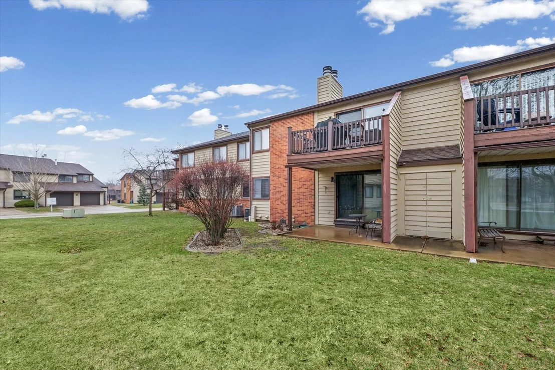 Photo of Unit 2159 at 2159 Harbortown Circle