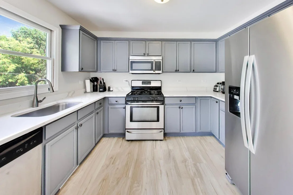 Photo of 5418 Hillside Drive