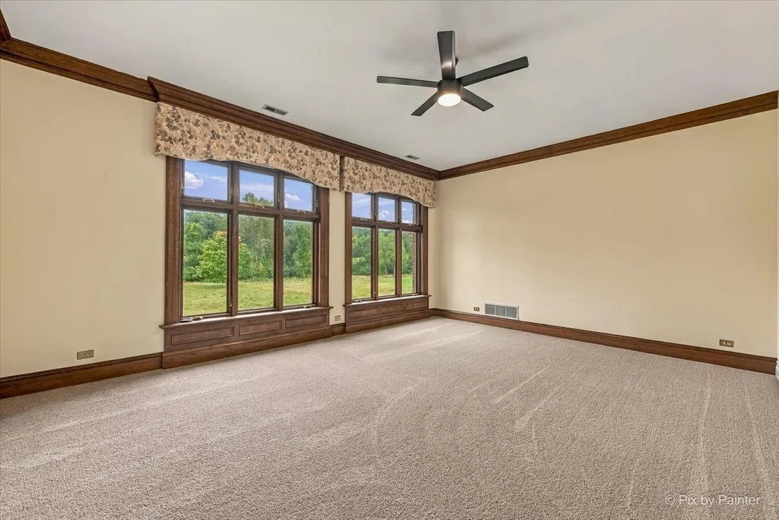 Photo of 5N719 Castle Drive
