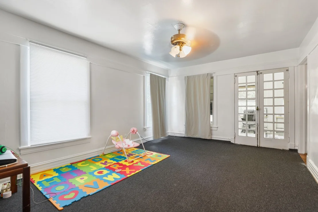 Photo of 1506 Hawthorne Drive