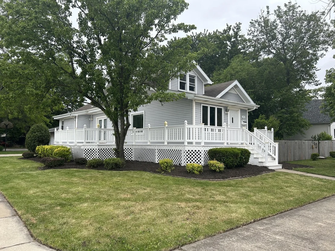 Photo of 3673 Randolph Street