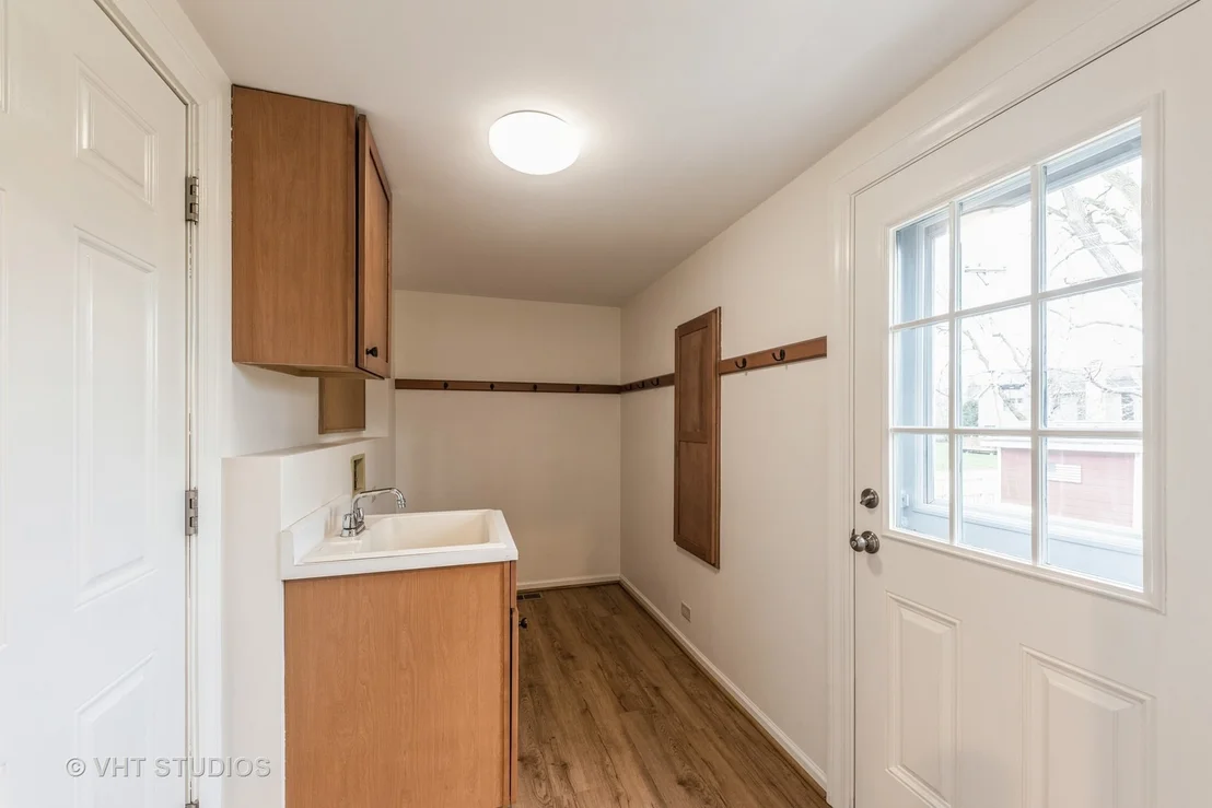 Photo of 627 N Stephen Drive