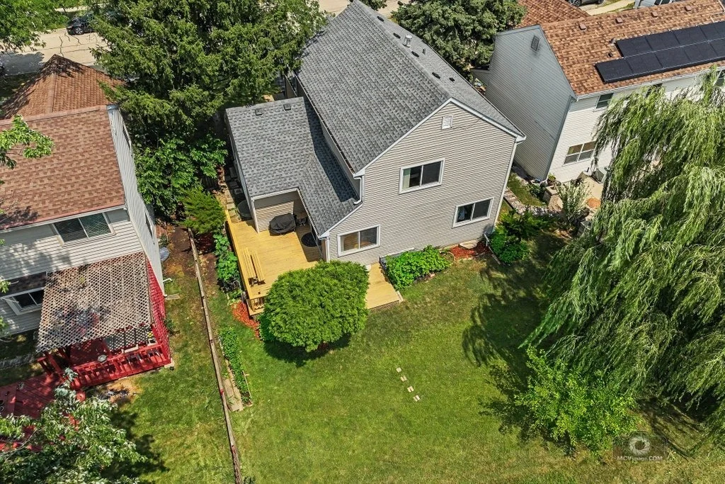 Photo of 1841 Grosse Pointe Circle