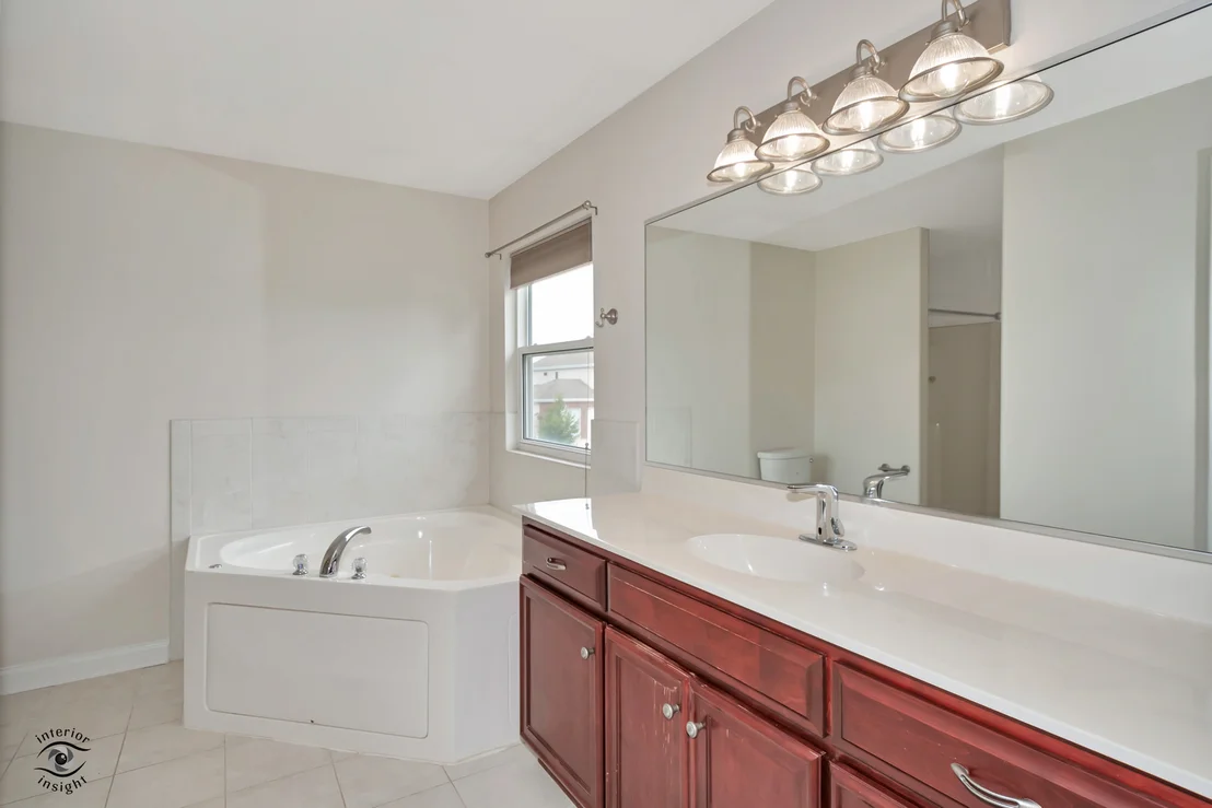 Photo of 15474 Lakeview Drive