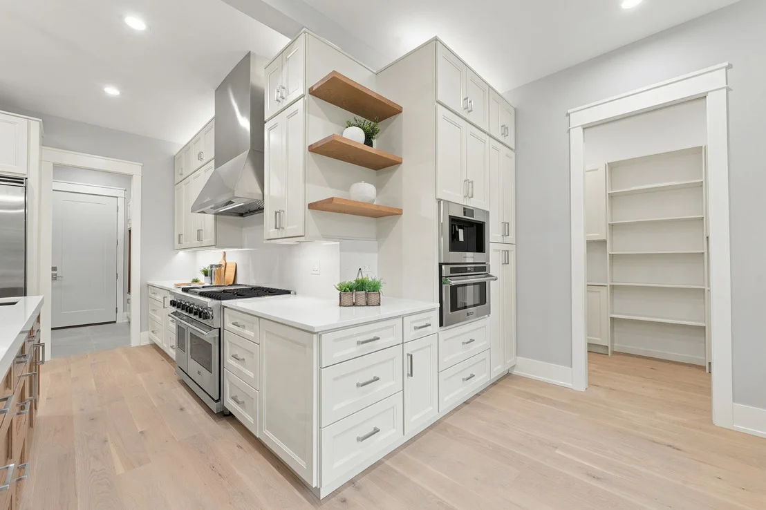 Photo of 810 Clover Court
