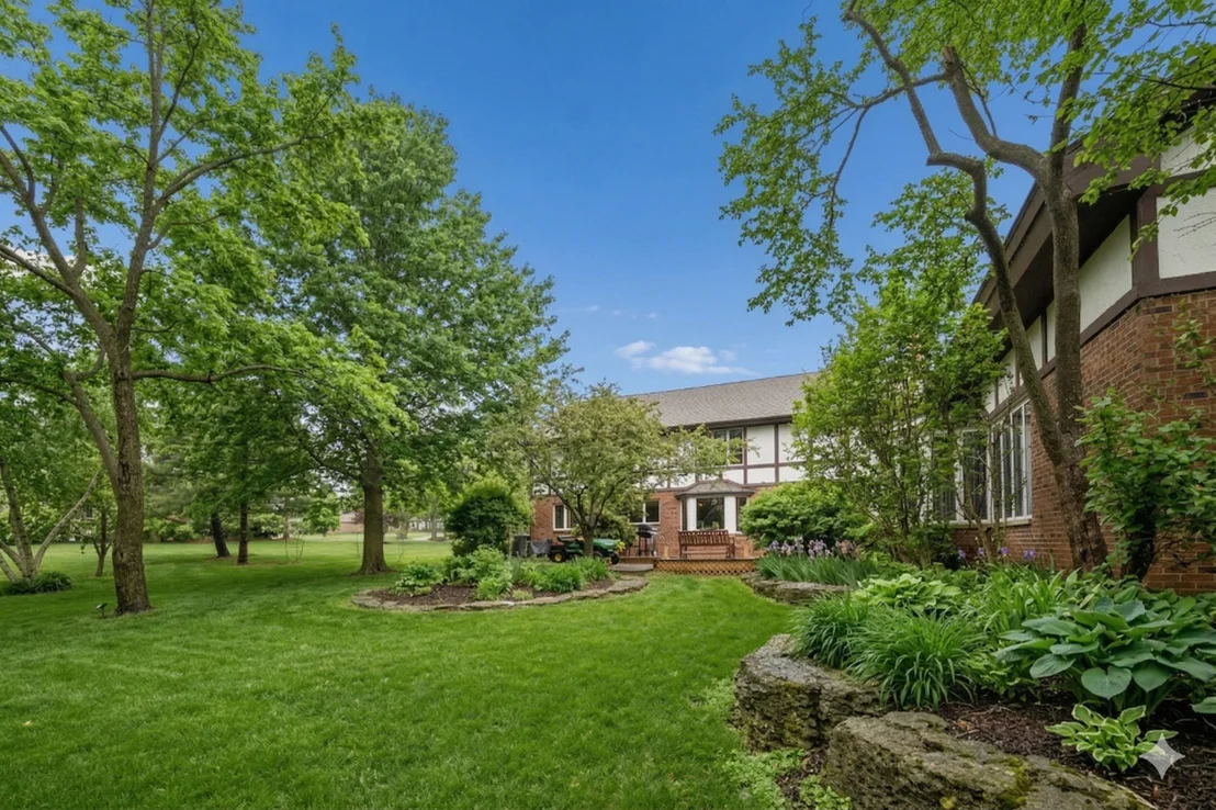 Photo of 21839 Cambridge Drive