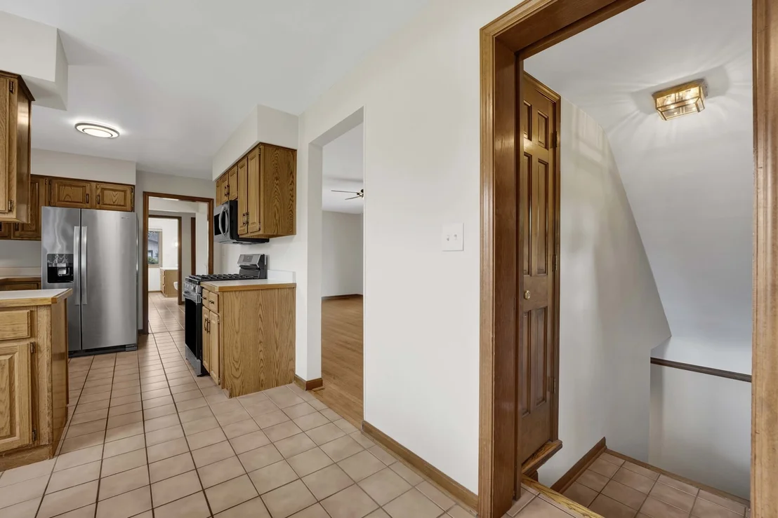 Photo of 18W724 20th Place