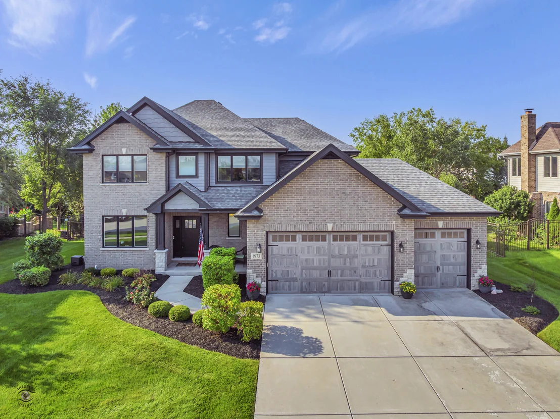 Photo of 1973 Edgeview Drive