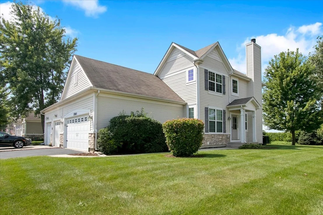 Photo of Unit 0 at 15801 Cove Circle
