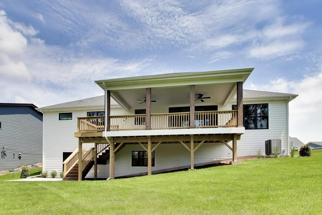 Photo of 495 CORA Lane