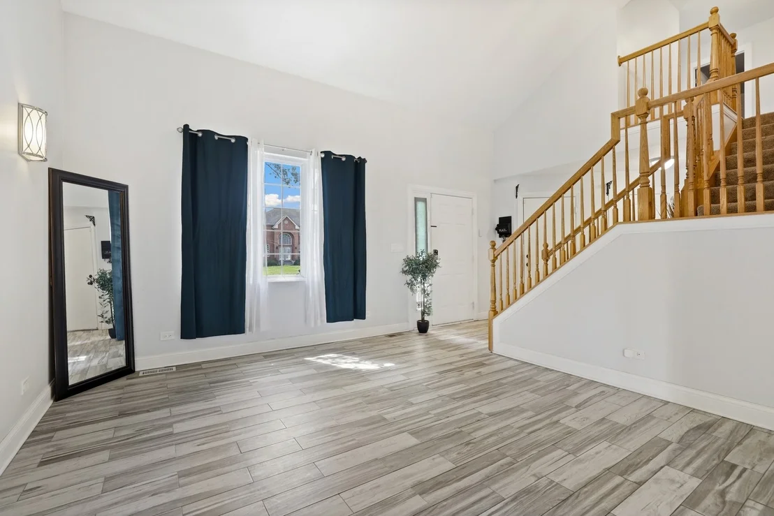 Photo of 402 Tamarack Street