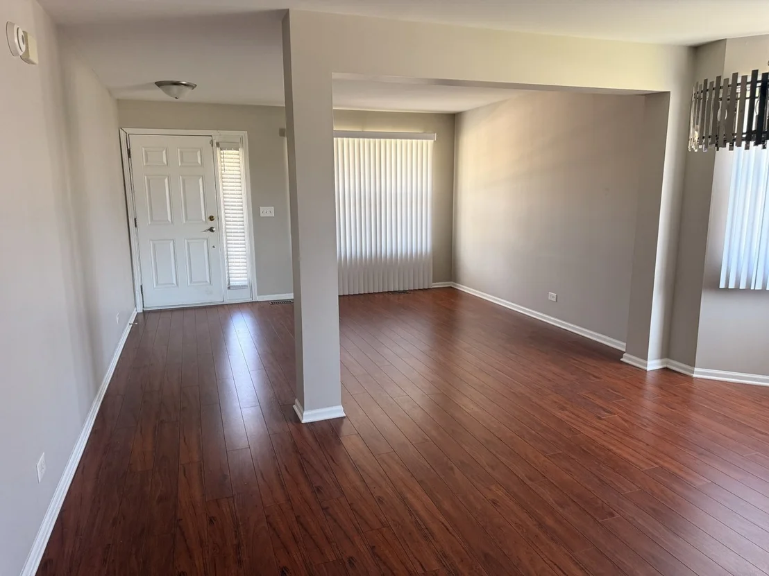 Photo of 2337 Queensbridge Drive