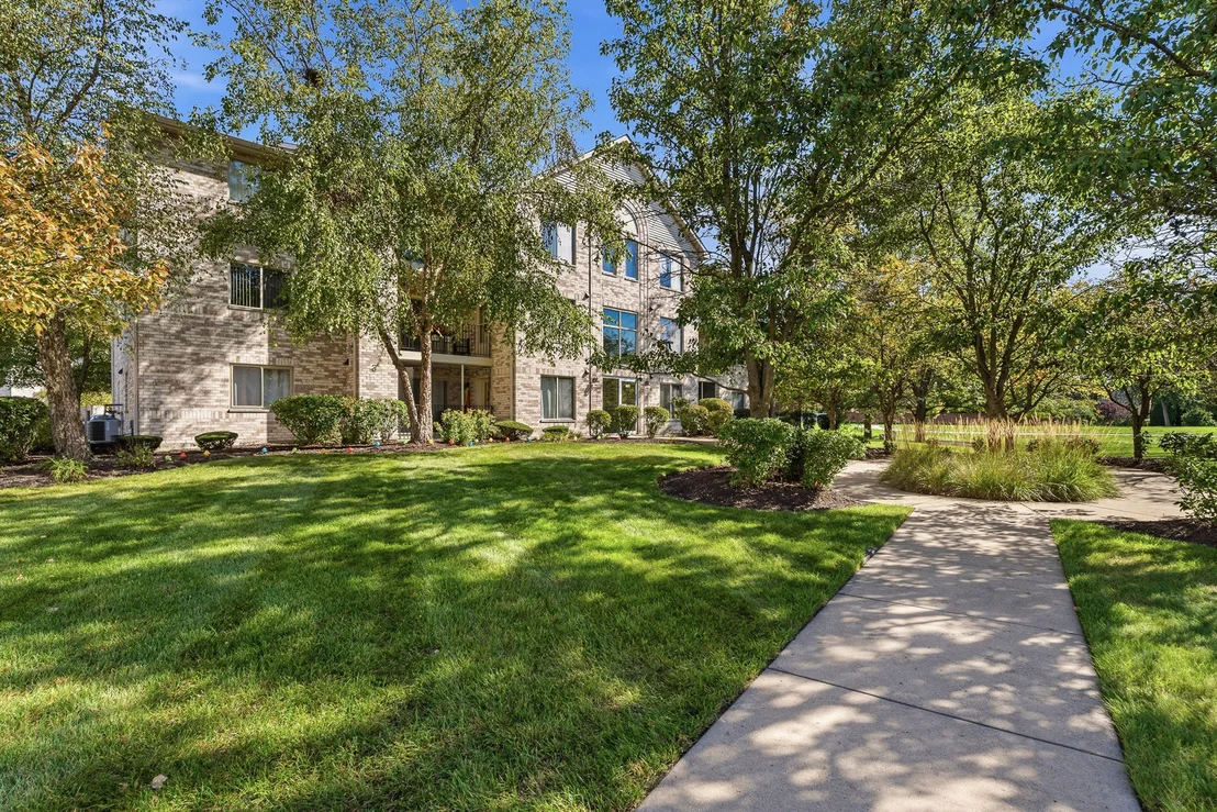 Photo of Unit 2D at 6845 Forestview Drive
