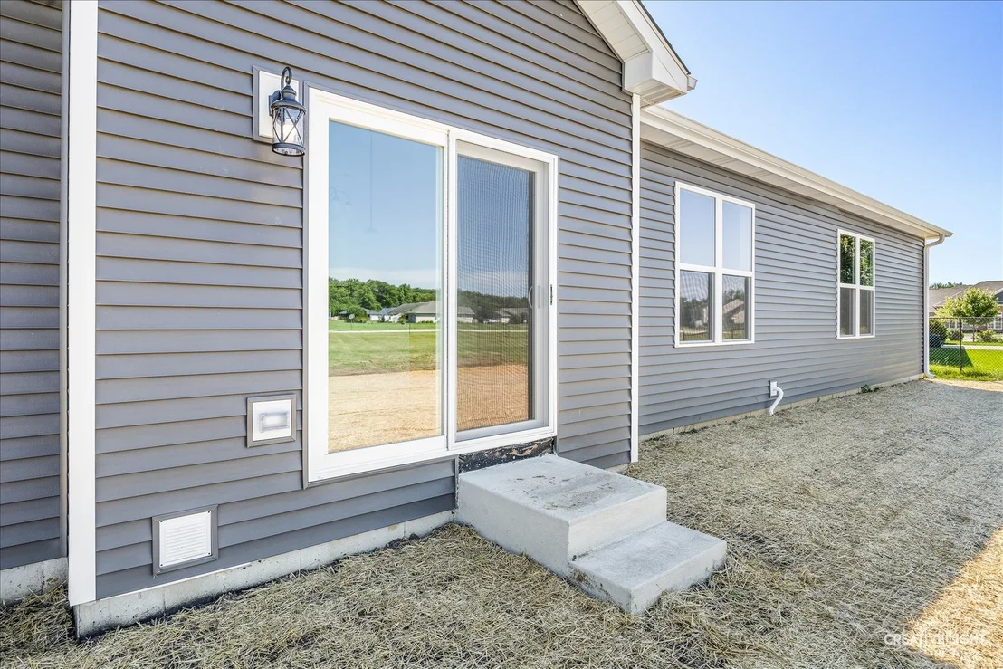 Photo of 427 Riverbend Drive
