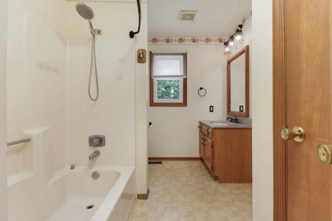 Photo of 4 Moonstone Court