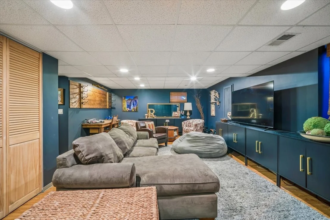 Photo of 2103 Olde Mill Lane